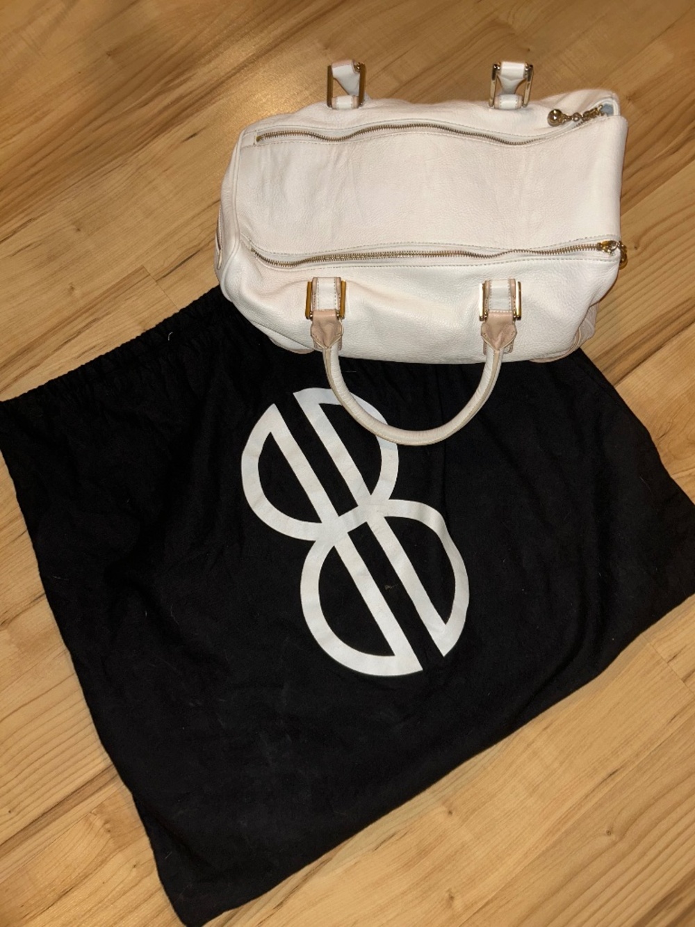 Bill Blass Vintage white w/pink trim leather duffle bag